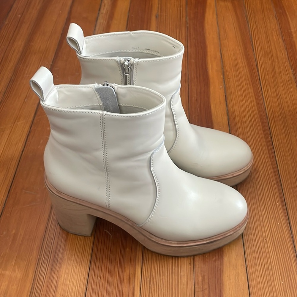 White Chunky Heel Boots